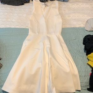 White cocktail no sleeve dress